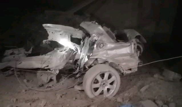 B8A574E1-7D9C-4CCE-9723-7282D9930976