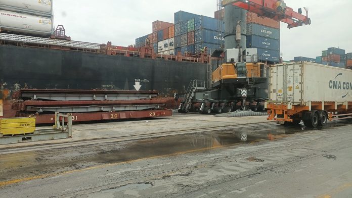 CB8028D2-D3DB-47DA-9043-93559260CF1F