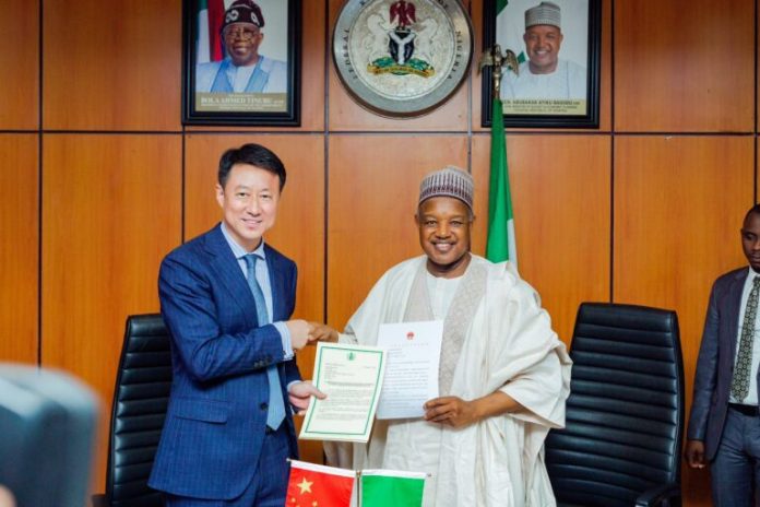 FC08308D-129F-4125-93C7-2E7B21E14BAC