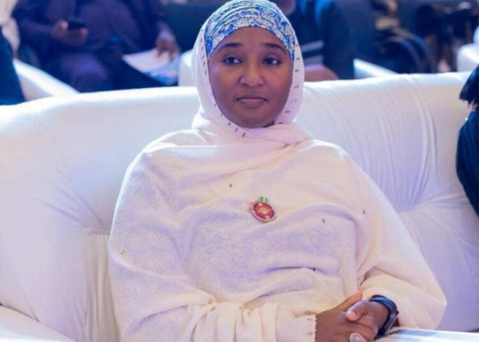 0A8FC539-FAF4-429F-BE68-D07BCBF792A0