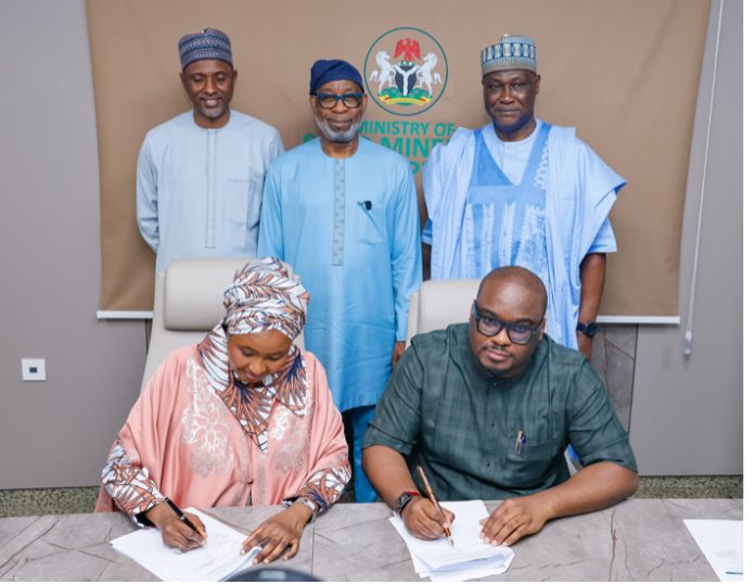 086C3D7F-7E30-40B9-BE6D-C33346D3350D