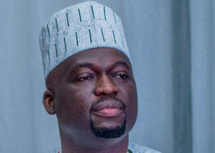 DA9326F0-47B2-4C6D-80EE-9B2046A26AB5