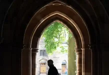 UK signs deal to rejoin EU’s Erasmus exchange scheme