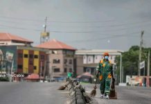 PHOTOS: Residents comply as Lagos’ monthly sanitation returns after 10-year
