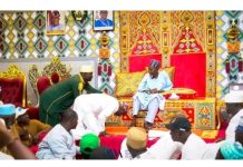 Senator Wadada Bows During Visit to Sarkin Gudi, Seeks Royal Blessings in Nasarawa