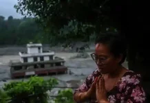 Death toll from Nepal-Tibet floods rises to over 600