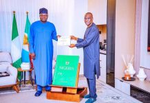 APC Chairman Nentawe Yilwatda Receives Daily Times Politician of the Year Award